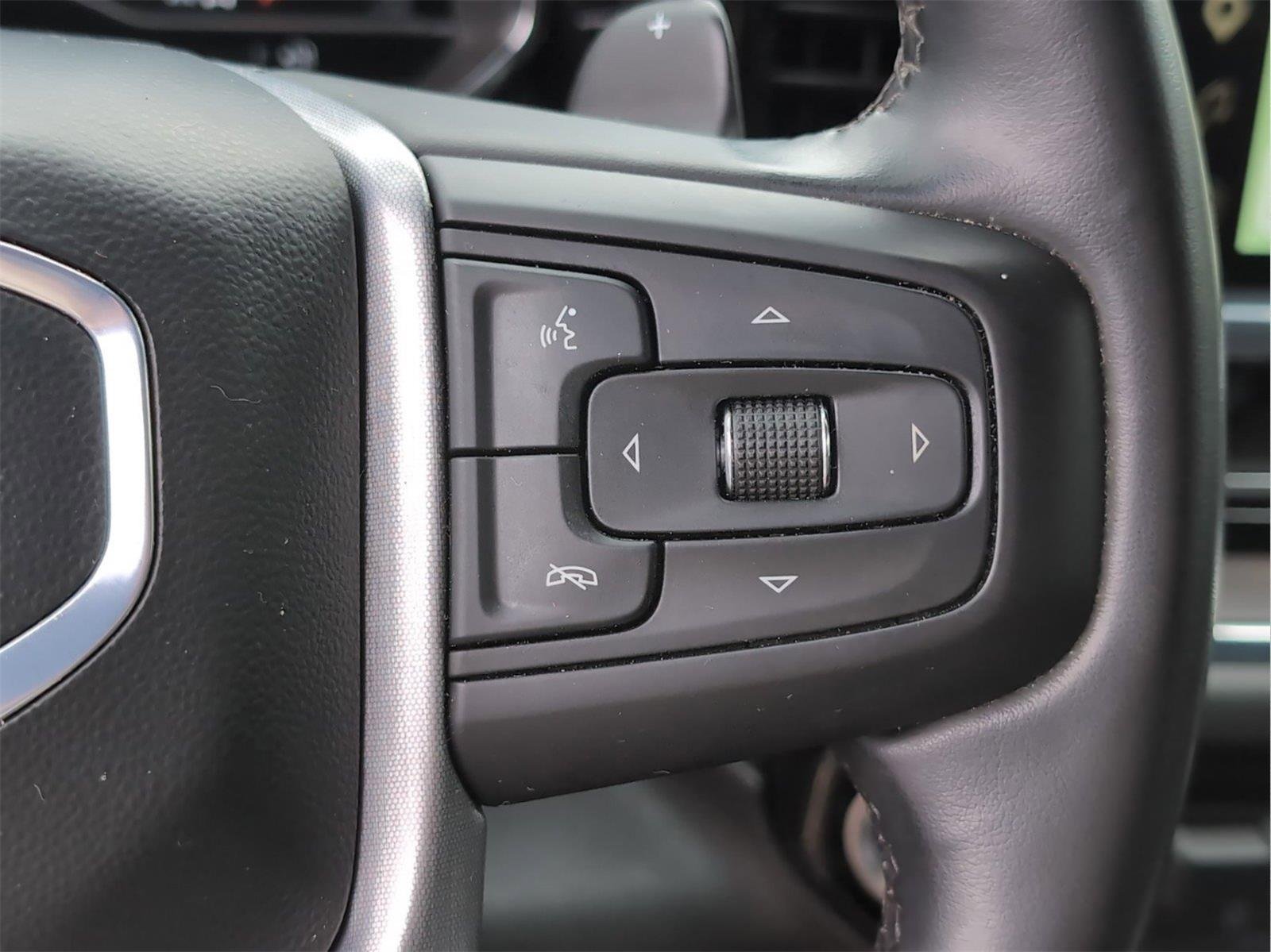 Used 2024 Sterling Metallic GMC SLT image 25