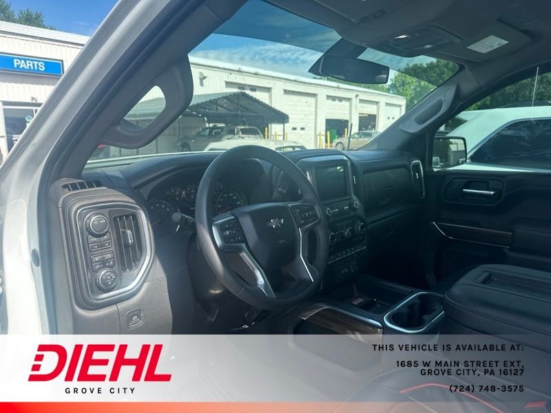 Used 2022 White Chevrolet RST image 8