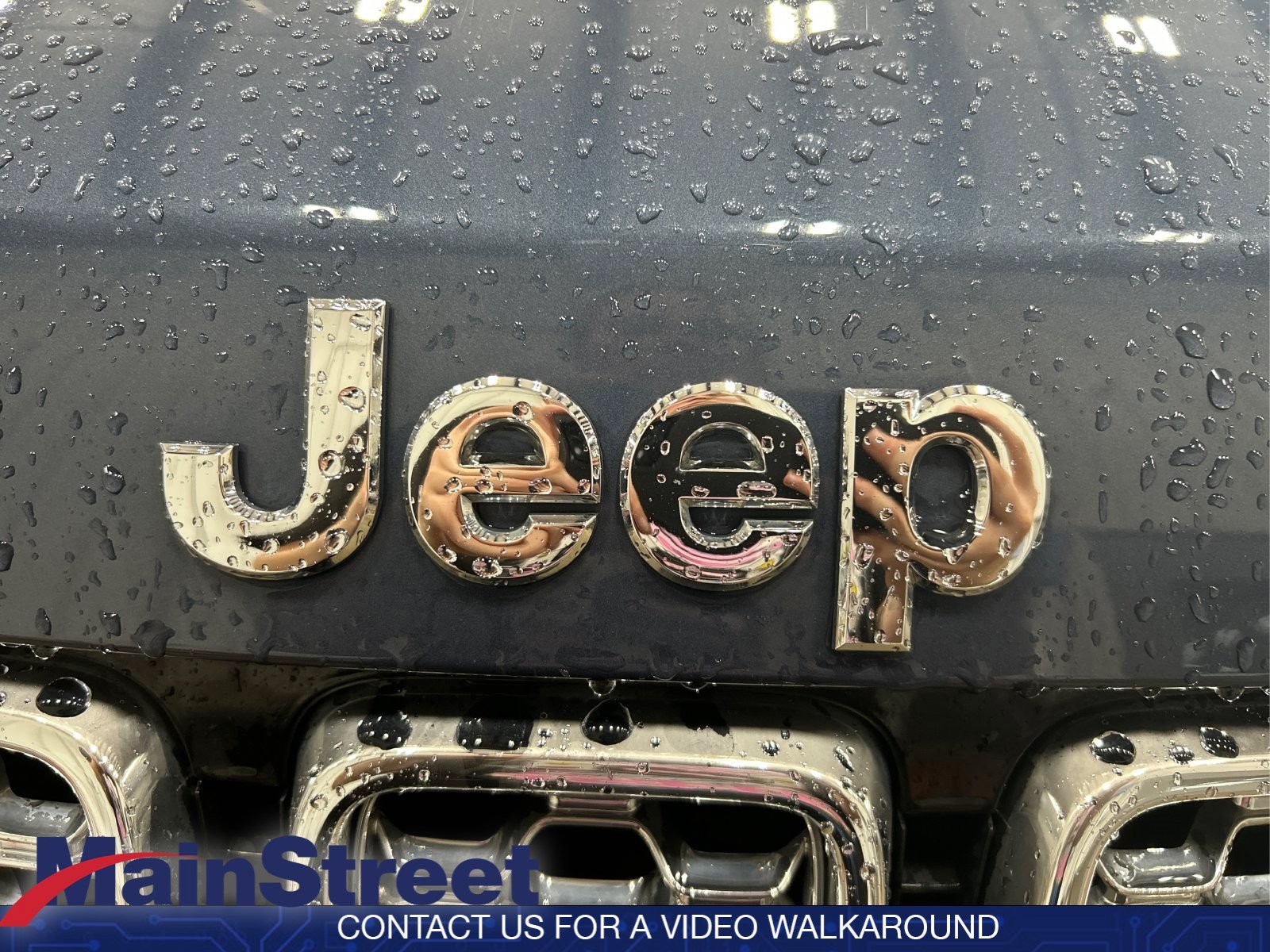 Used 2021 Slate Blue Pearlcoat Jeep Overland image 25