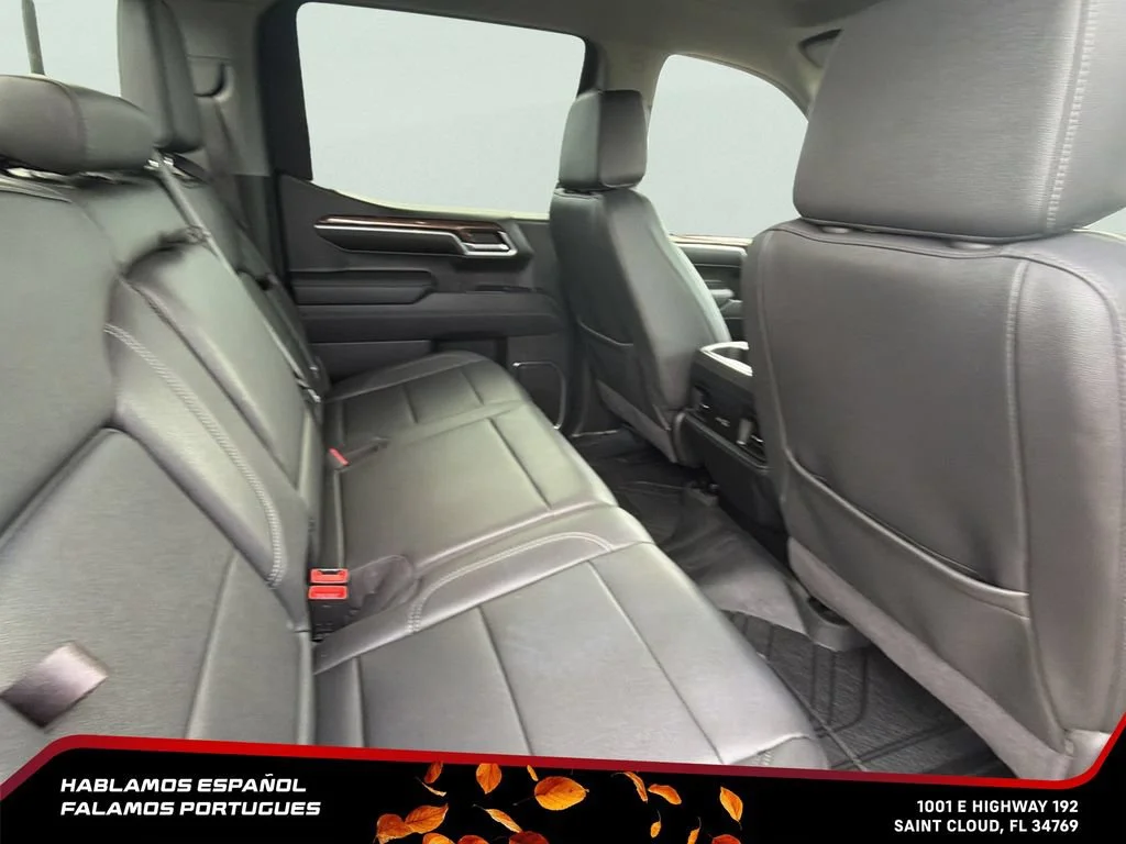 Used 2024 Radiant Red Tintcoat Chevrolet RST image 33
