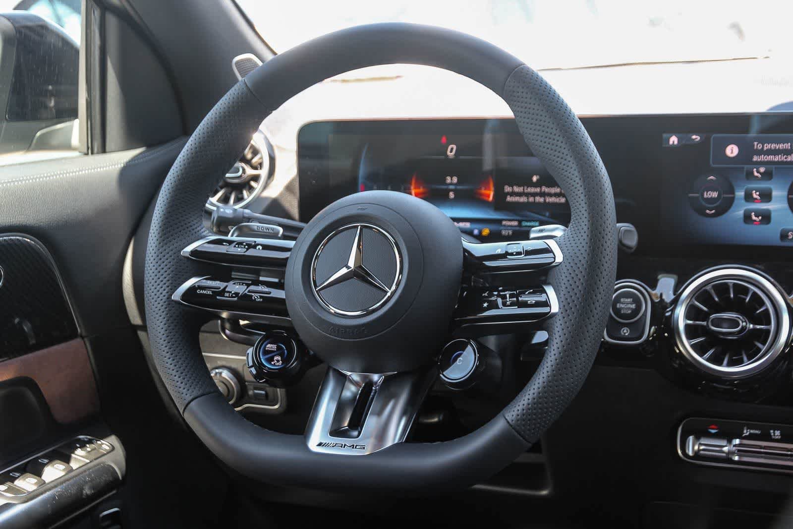 New 2026 MANUFAKTUR Alpine Grey Mercedes-Benz AMG® GLA 35 image 15