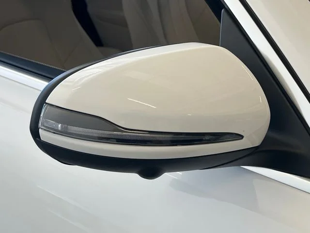 Used 2025 Polar White Mercedes-Benz 300 image 16