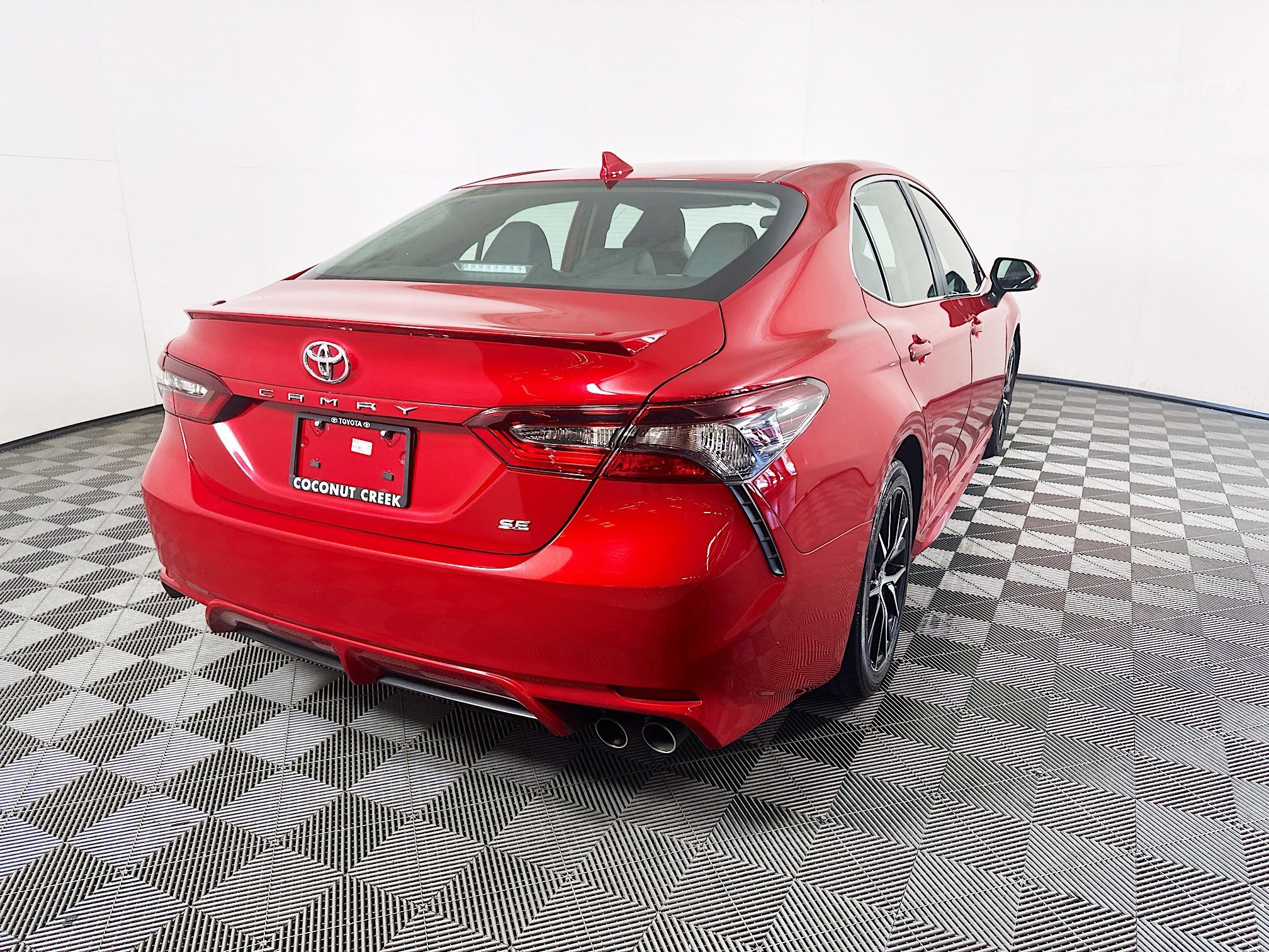 2024 Toyota Camry thumbnail 5