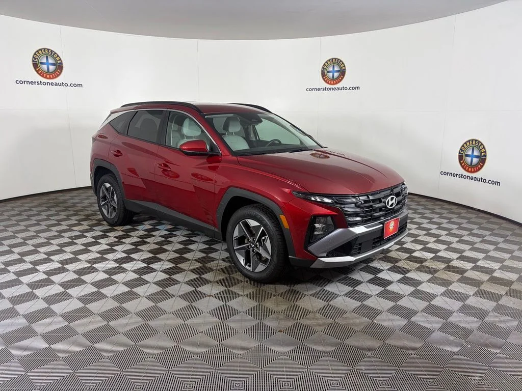 Used 2025 Red Hyundai SEL image 16