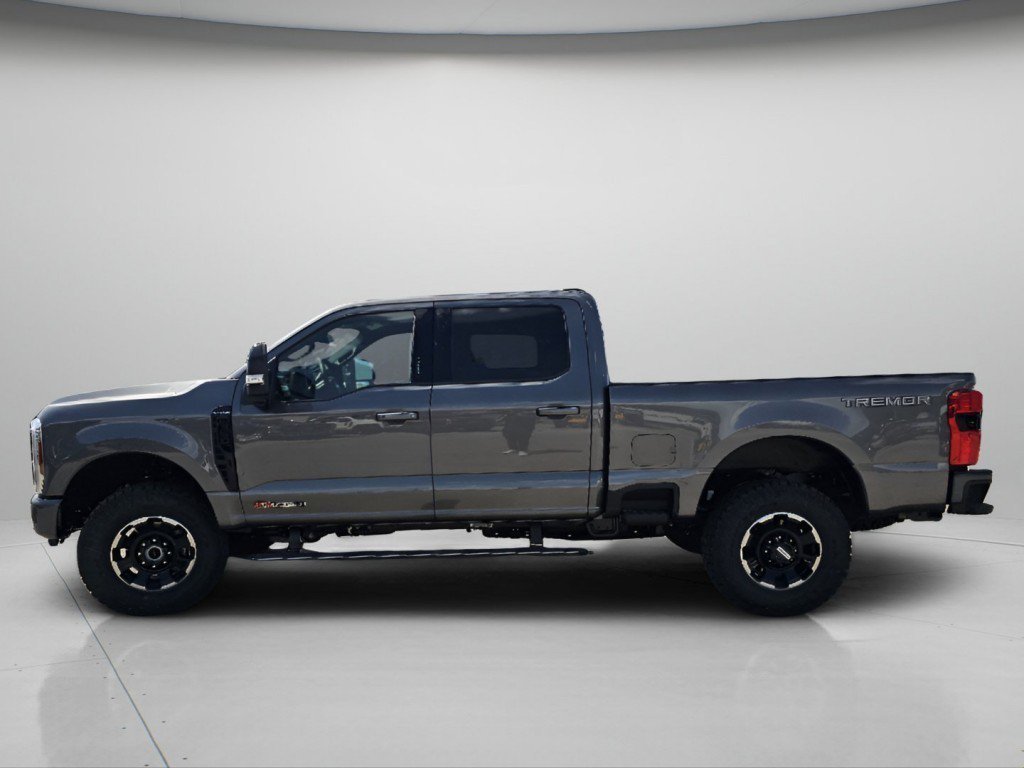New 2026 Carbonized Gray Metallic Ford Platinum image 25