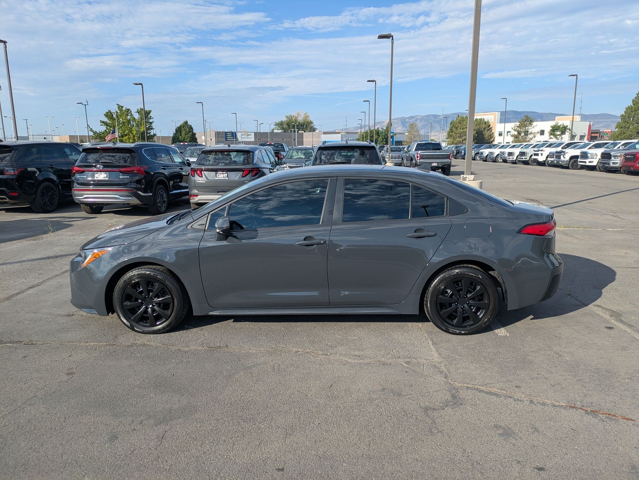 Used 2024 UNDERGROUND Toyota LE image 7