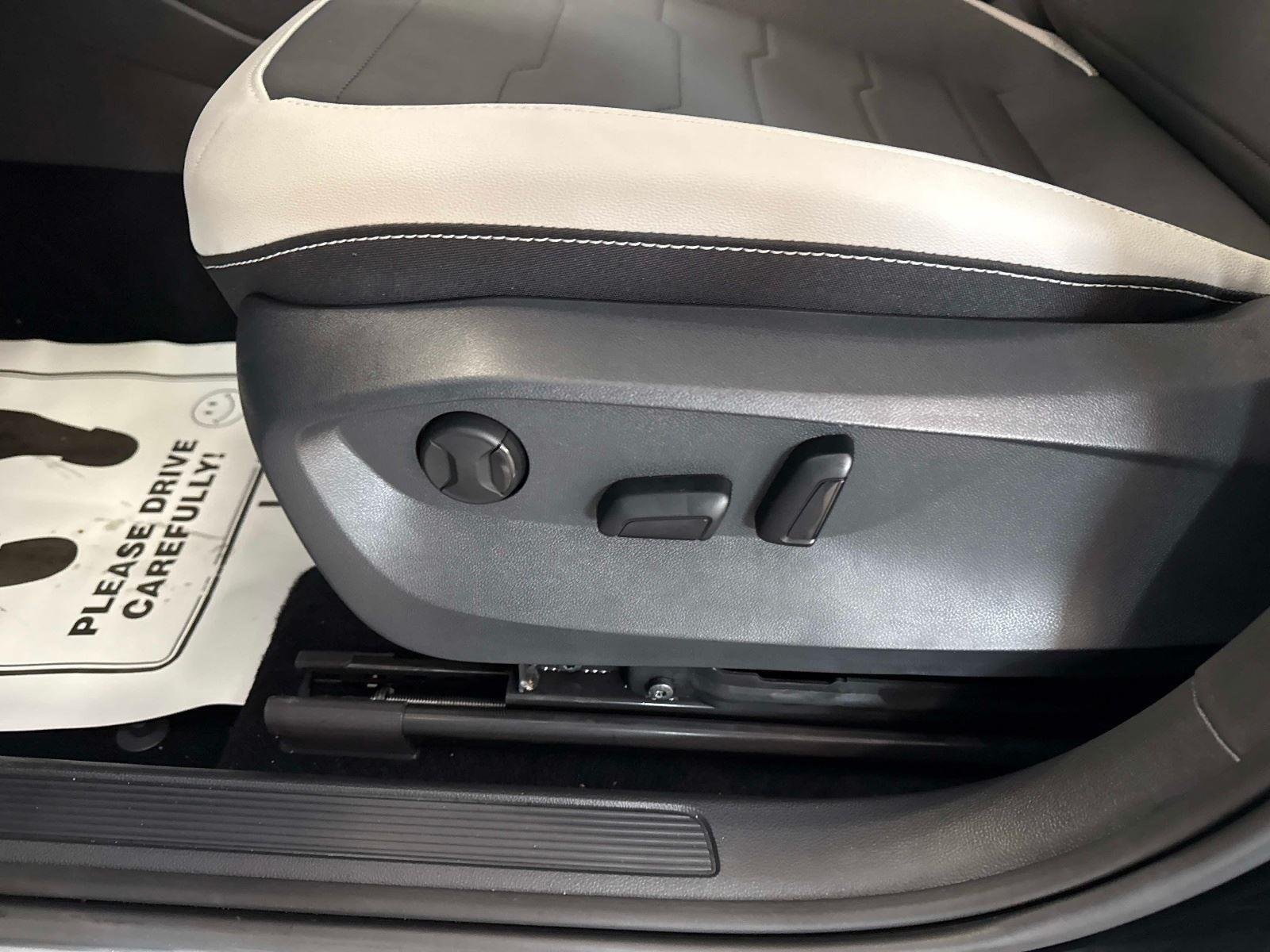 2026 Volkswagen Taos SE - Photo 20