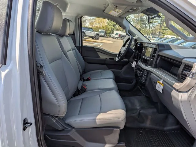 New 2026 Oxford White Ford F-250® XL image 25