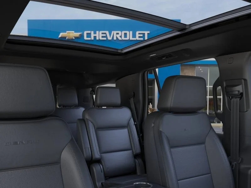 2026 GMC Yukon Denali - Photo 24