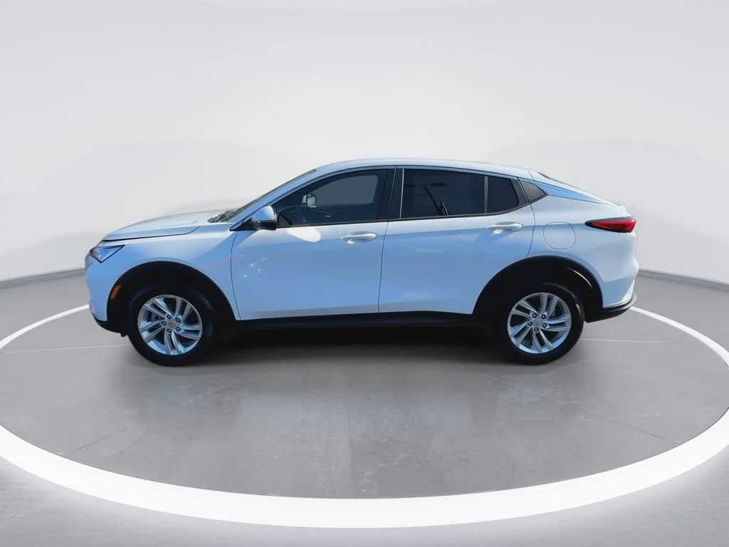 New 2026 Summit White Buick Preferred image 5
