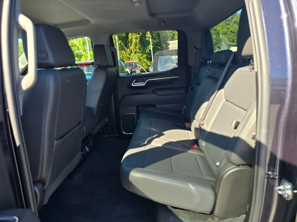 Used 2025 Titanium Rush Metallic GMC SLT image 15