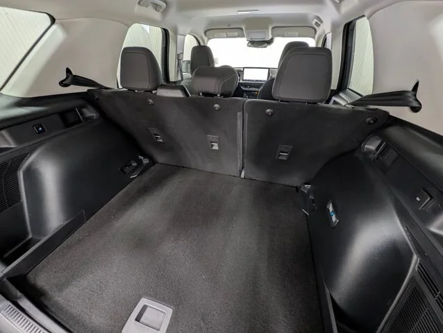 New 2026 Space White Metallic Ford Big Bend® image 43
