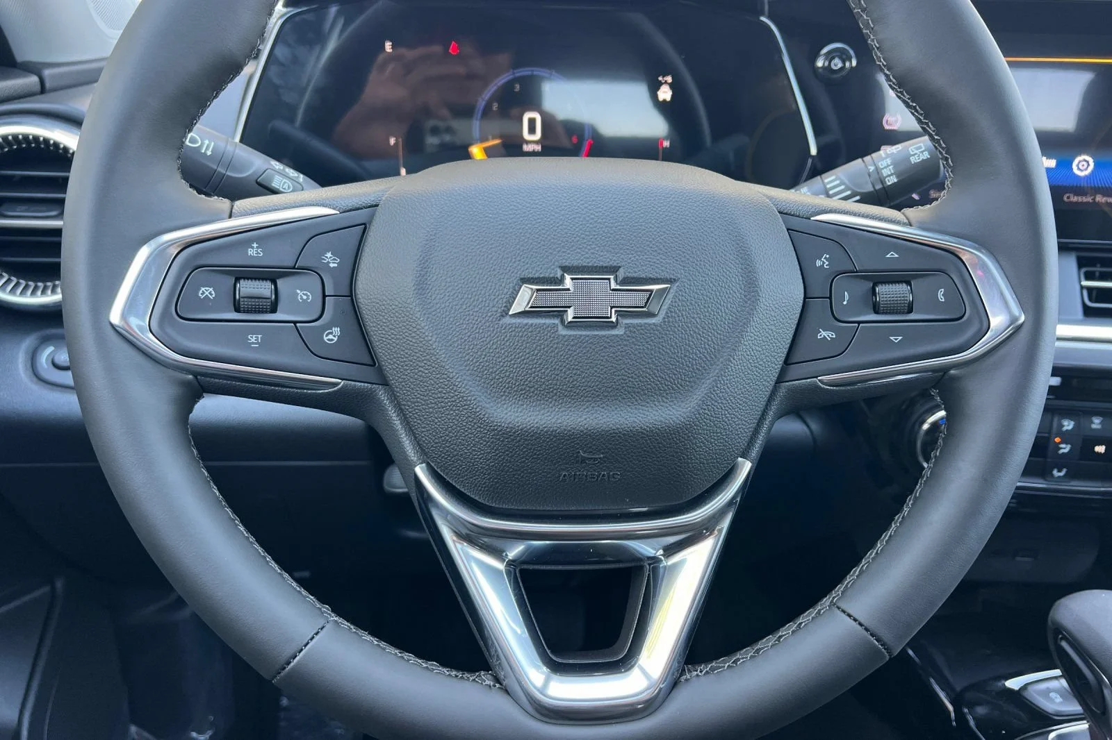 New 2026 Cacti Green Chevrolet ACTIV image 23