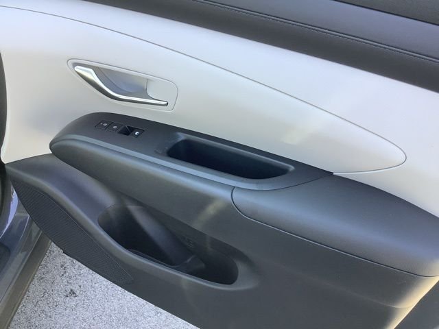 2025 Hyundai Tucson SE - Photo 21