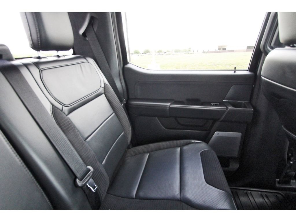 2023 Ford F-150 Raptor - Photo 13