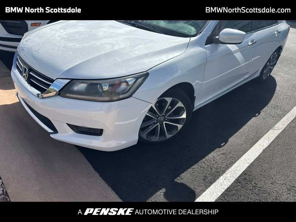 Used 2015 Crystal Black Pearl Honda Sport image 1
