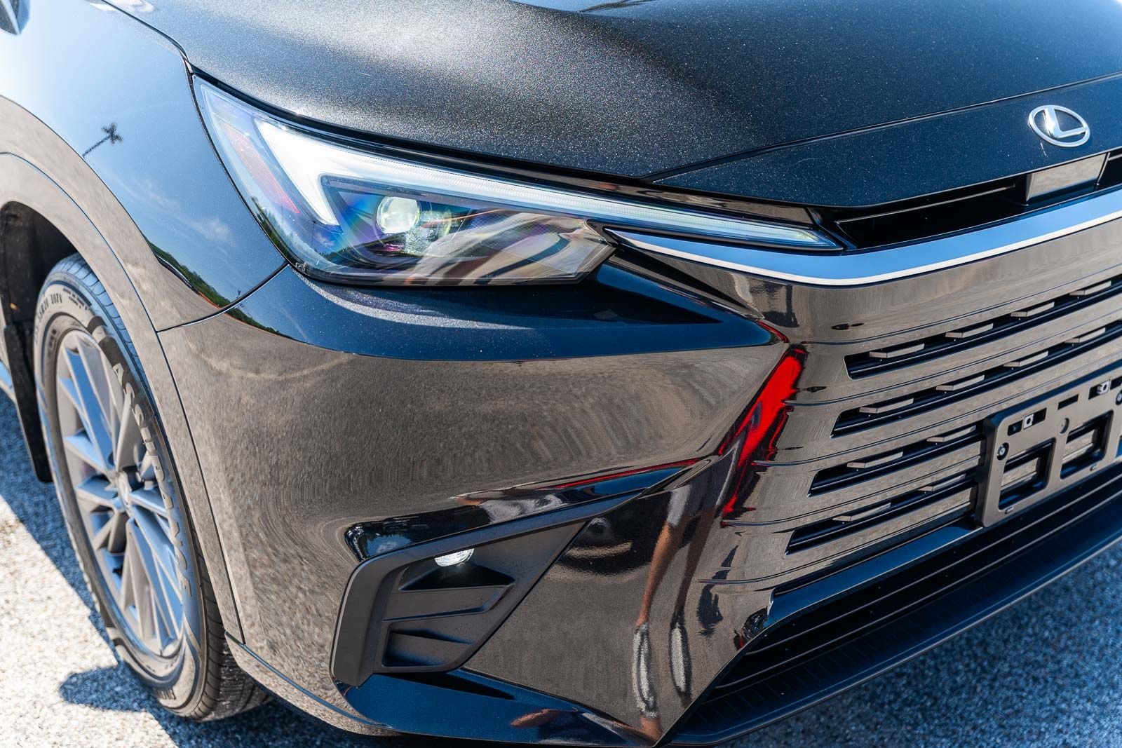 Used 2024 Black Lexus 350 image 9