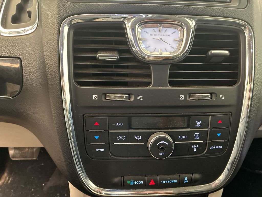 Used 2014 Black Chrysler Touring image 16