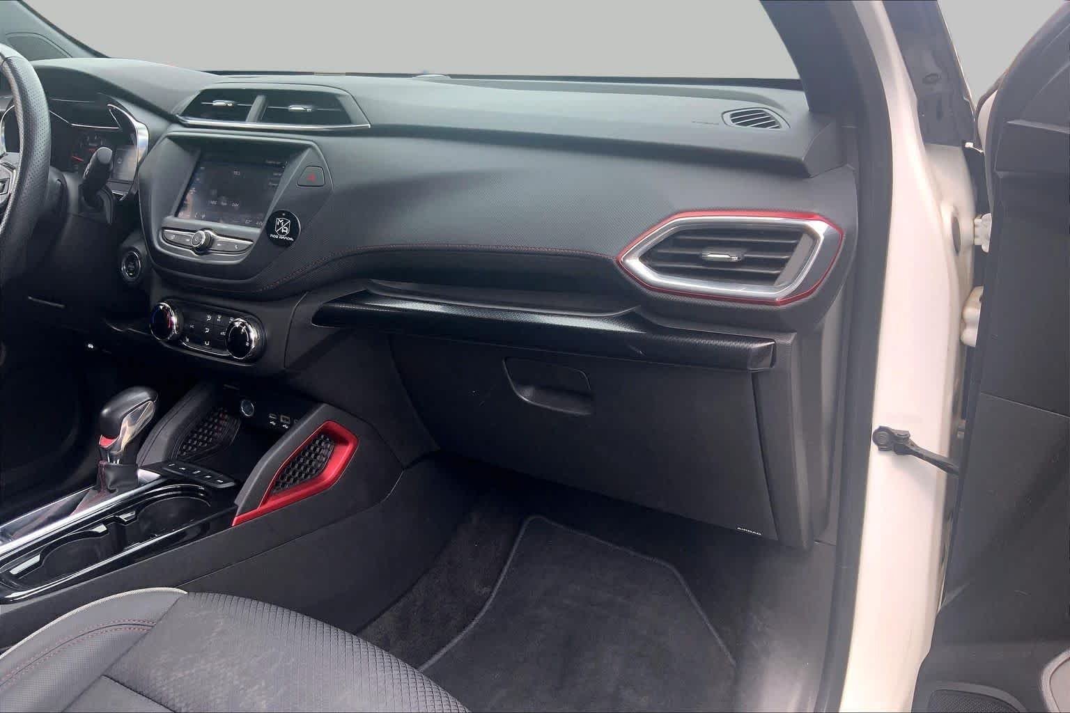 Used 2023 Summit White Chevrolet RS image 19