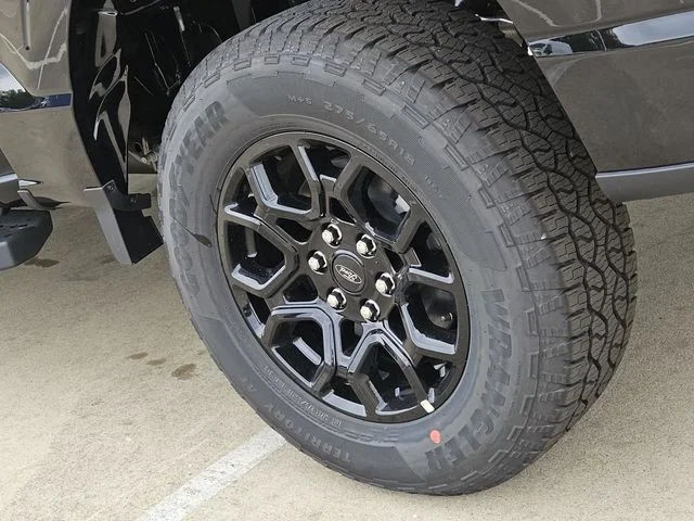 New 2026 Agate Black Metallic Ford Lariat® image 9