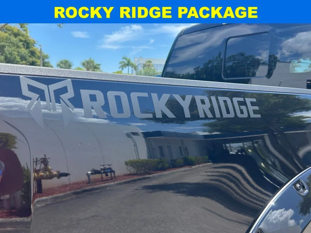 2025 Ford F-350 Super Duty Lariat - Photo 26