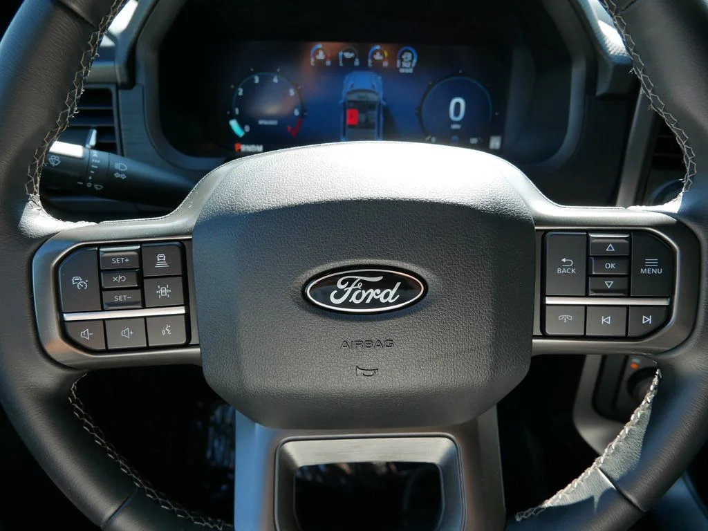 Used 2024 Gray Ford XLT image 24