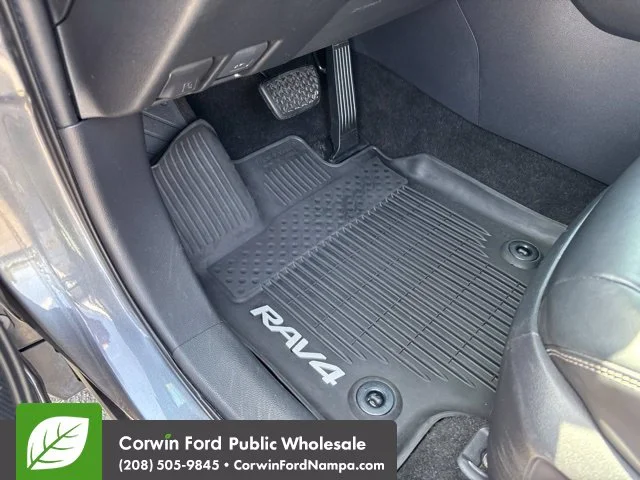 Used 2019 Gray Toyota Limited image 26