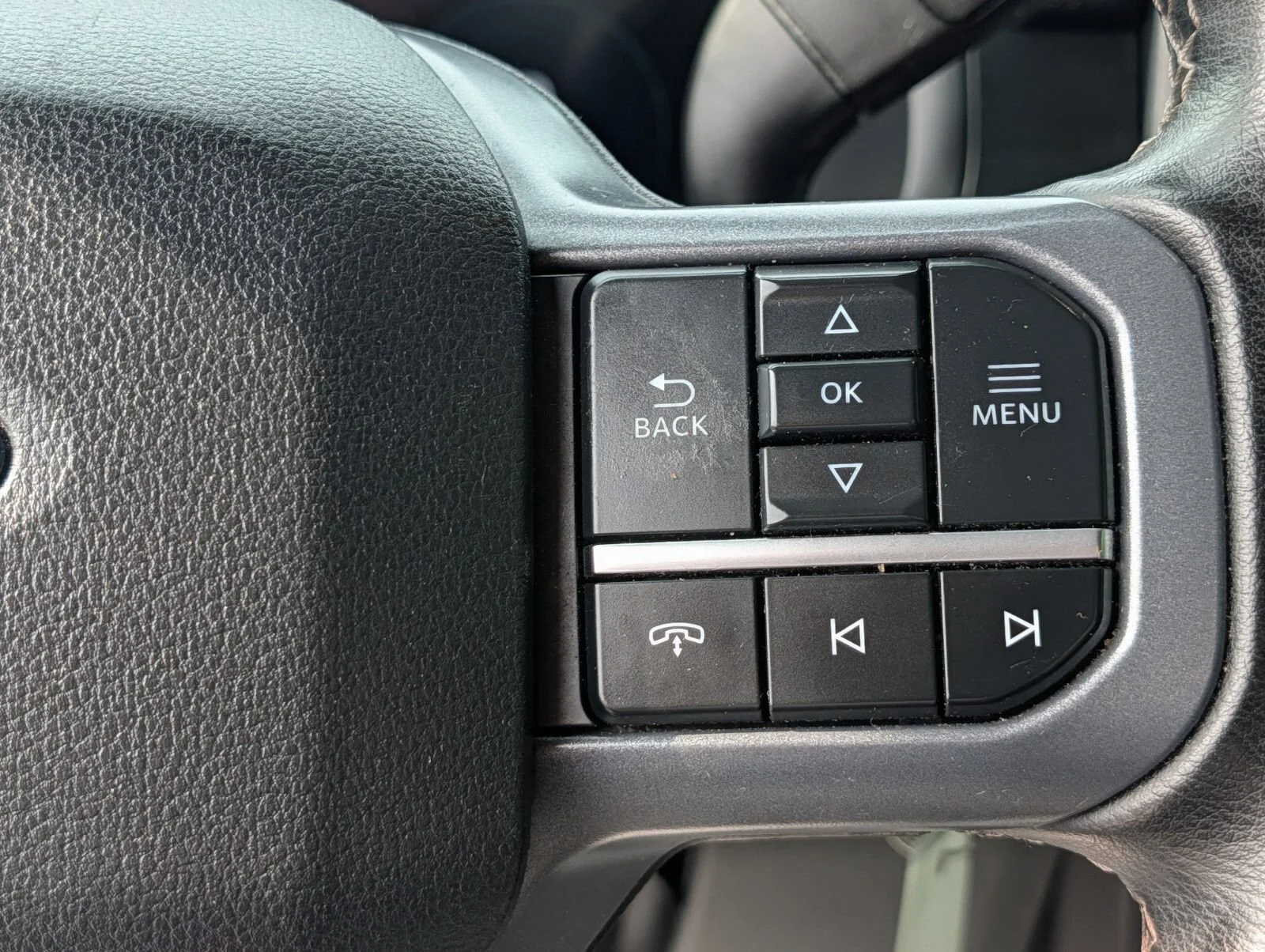 Used 2024 Black Ford XLT image 31