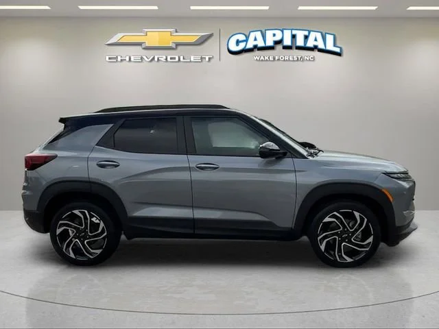 Used 2025 Sterling Gray Metallic Chevrolet RS image 6