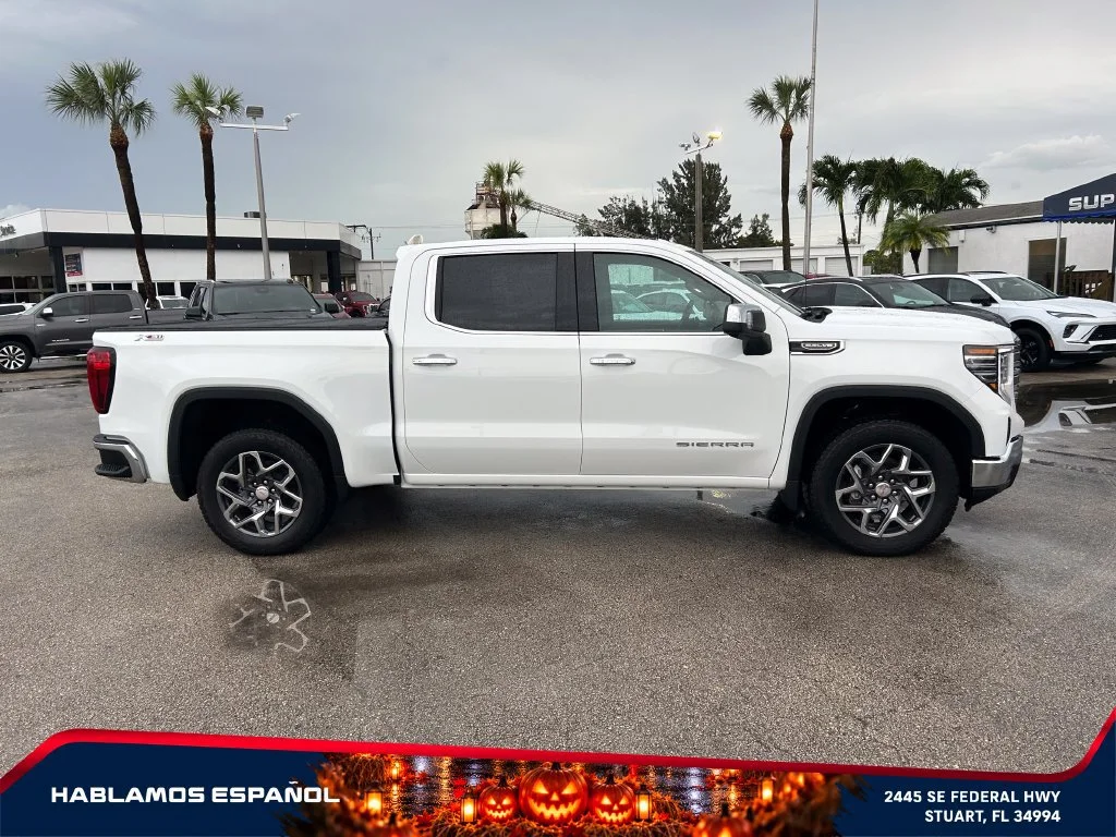 New 2026 Summit White GMC SLT image 4