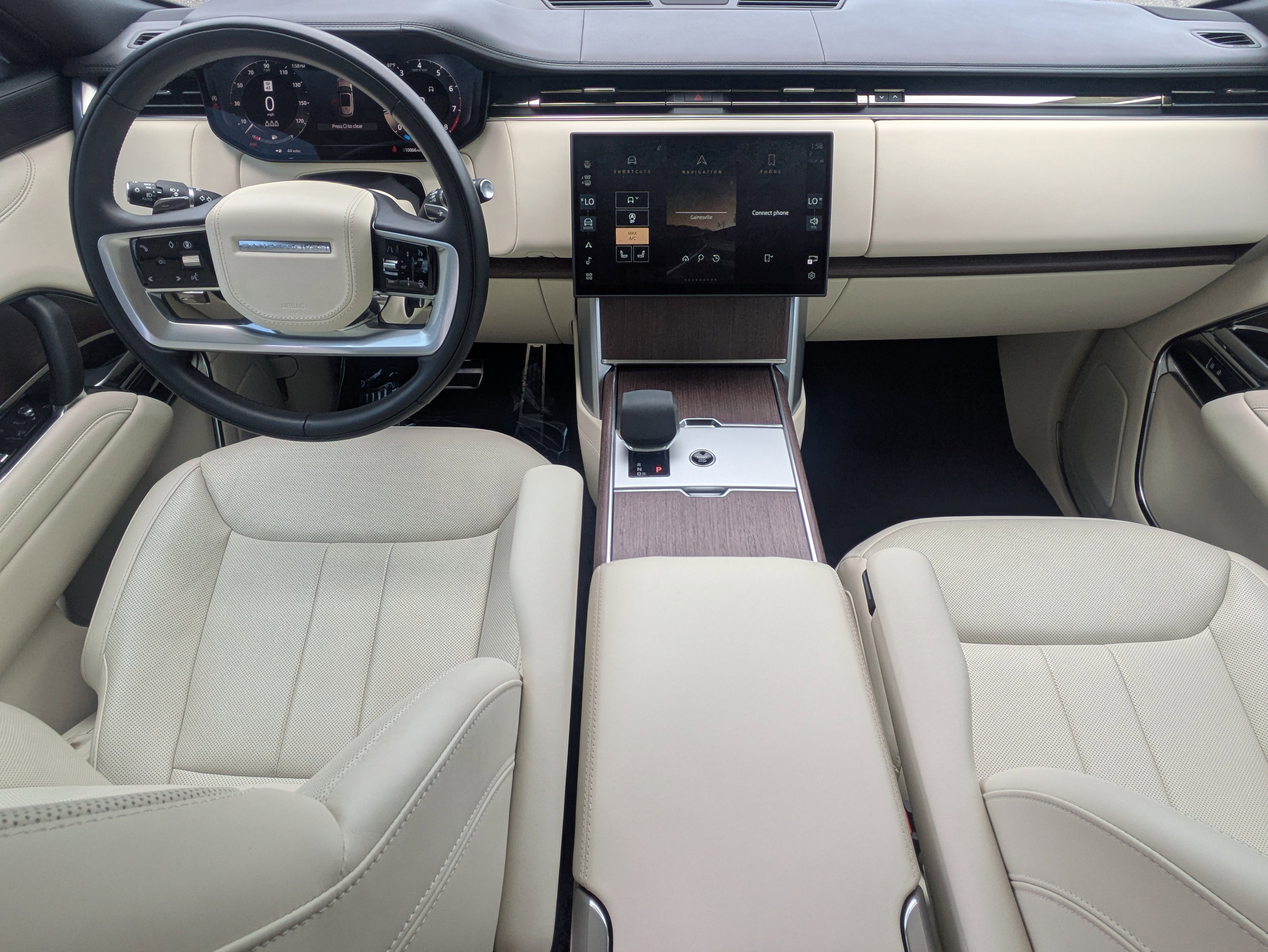 Used 2025 Belgravia Green Metallic Land Rover SE image 15