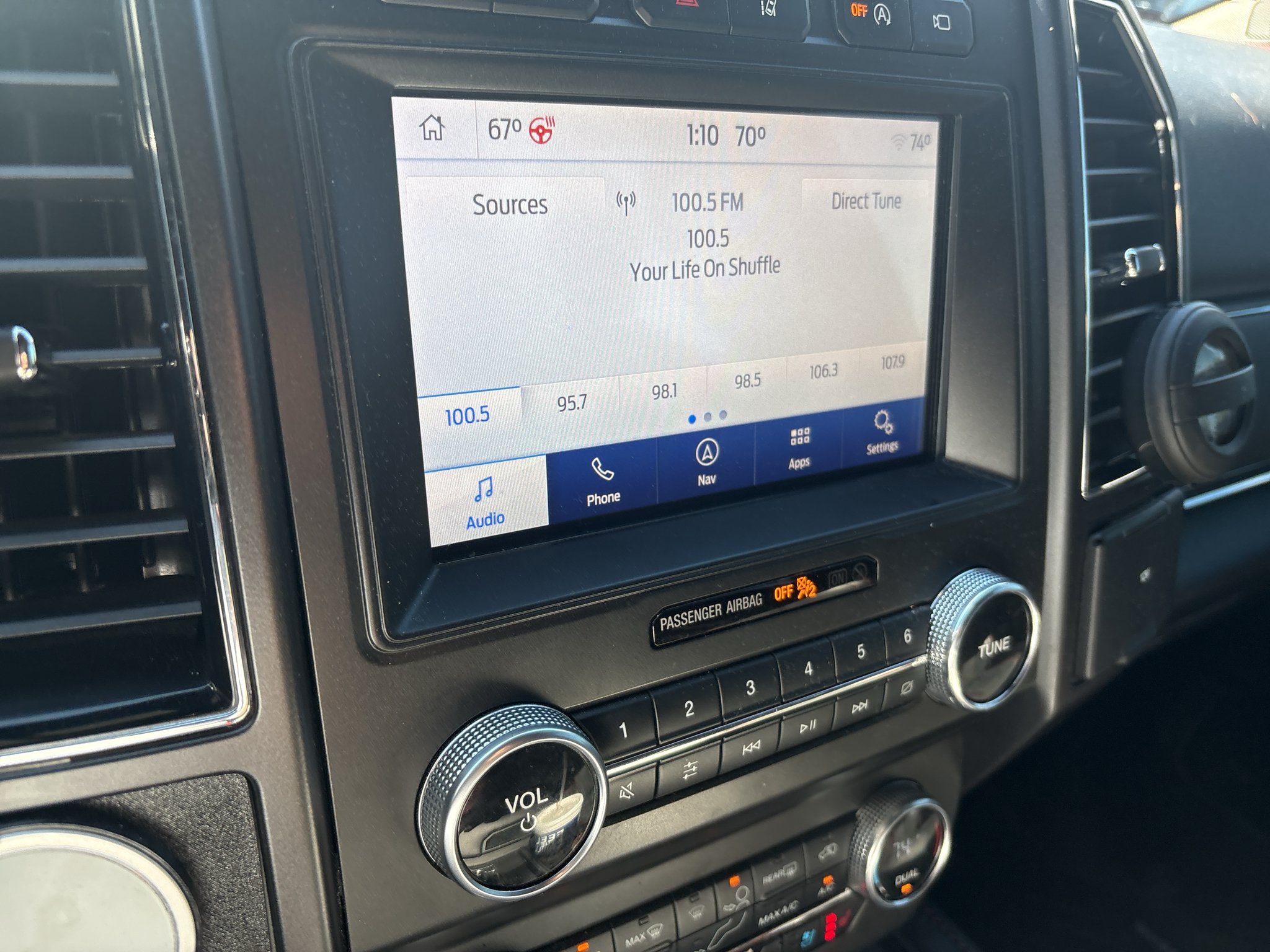 Used 2020 Star White Metallic Tri-Coat Ford Limited image 8