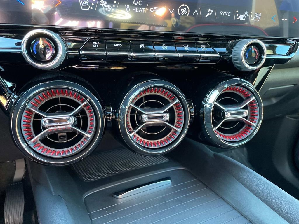 2025 Chevrolet Blazer EV RS - Photo 24