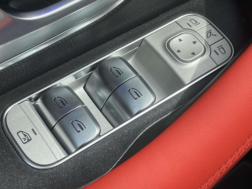 New 2026 Polar White Mercedes-Benz AMG® GLE 53 image 34