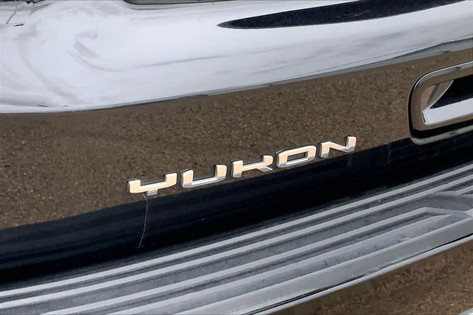 Used 2025 Onyx Black GMC Denali image 31
