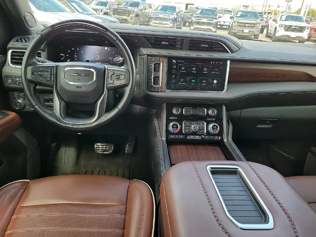 Used 2024 Onyx Black GMC Denali Ultimate image 17