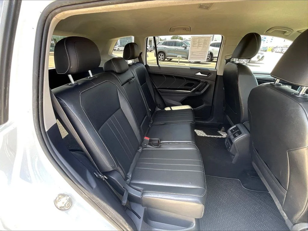 Used 2022 White Volkswagen 2.0T SE image 11