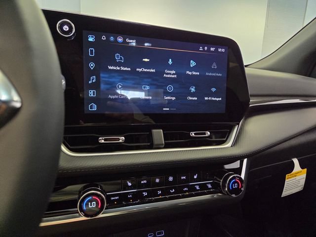 2027 Chevrolet Equinox LT - Photo 23