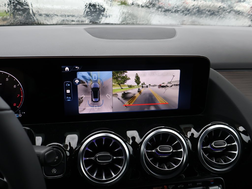 New 2026 Night Black Mercedes-Benz GLA 250 image 23