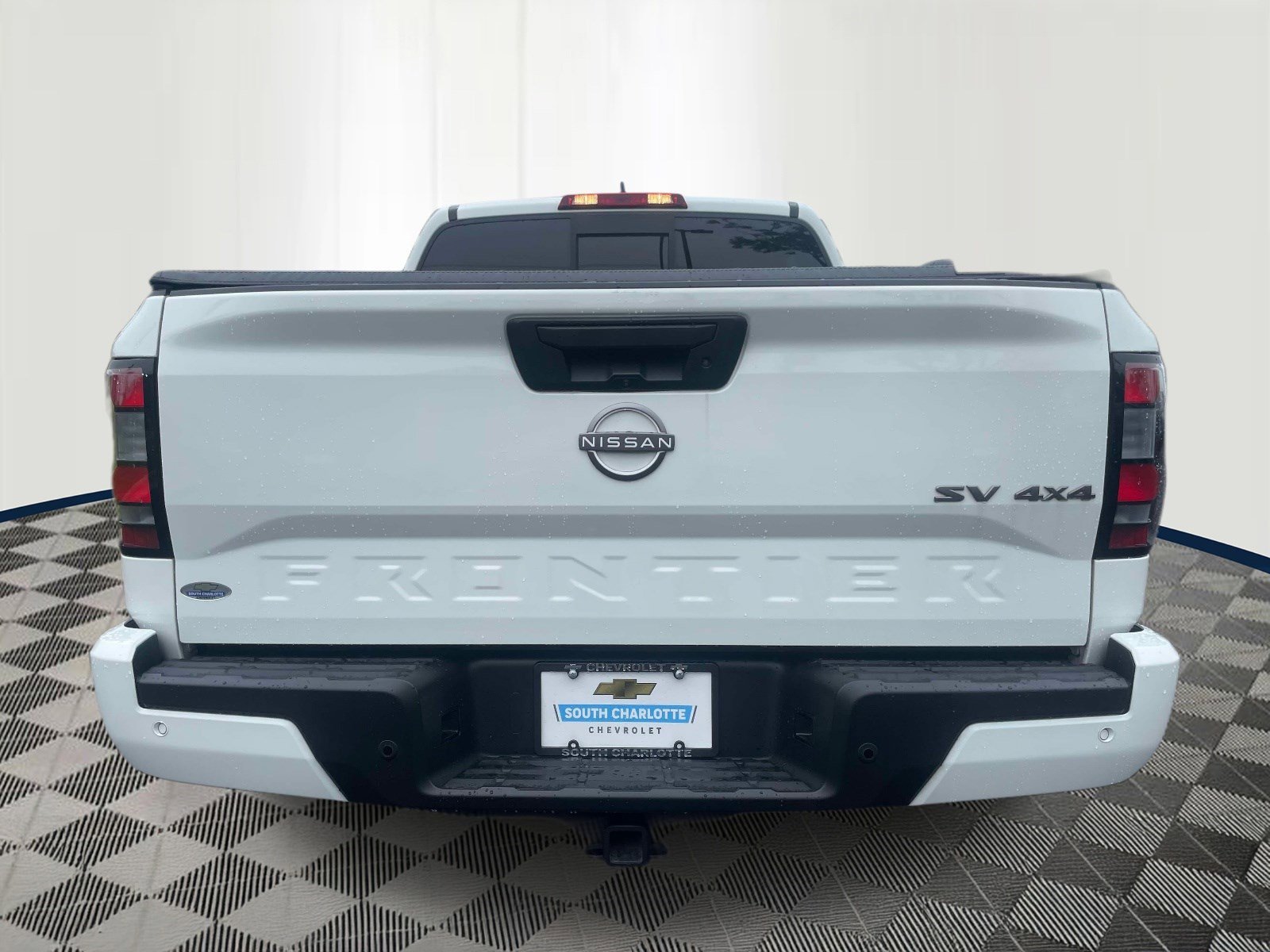 View vehicle photo 5