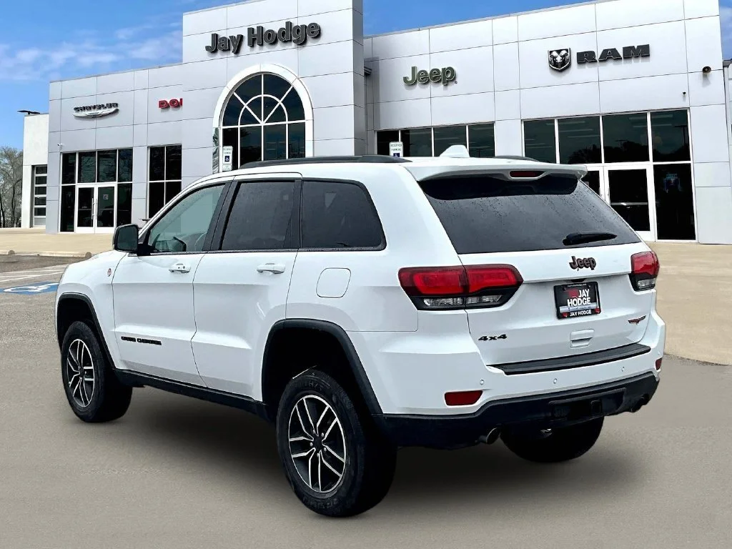 Used 2020 White Jeep Trailhawk image 6