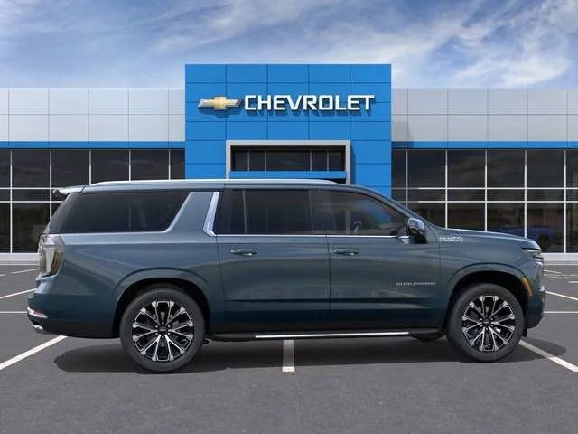 2026 Chevrolet Suburban High Country - Photo 5