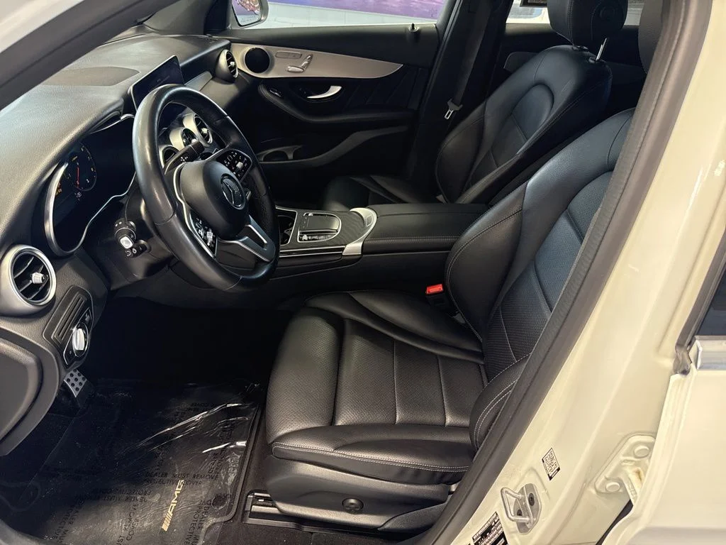 Used 2022 Blue Mercedes-Benz GLC 300 image 14