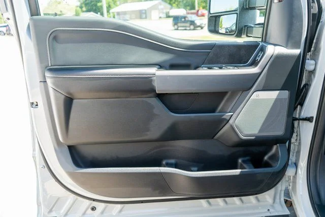 New 2026 Avalanche Ford XLT image 11