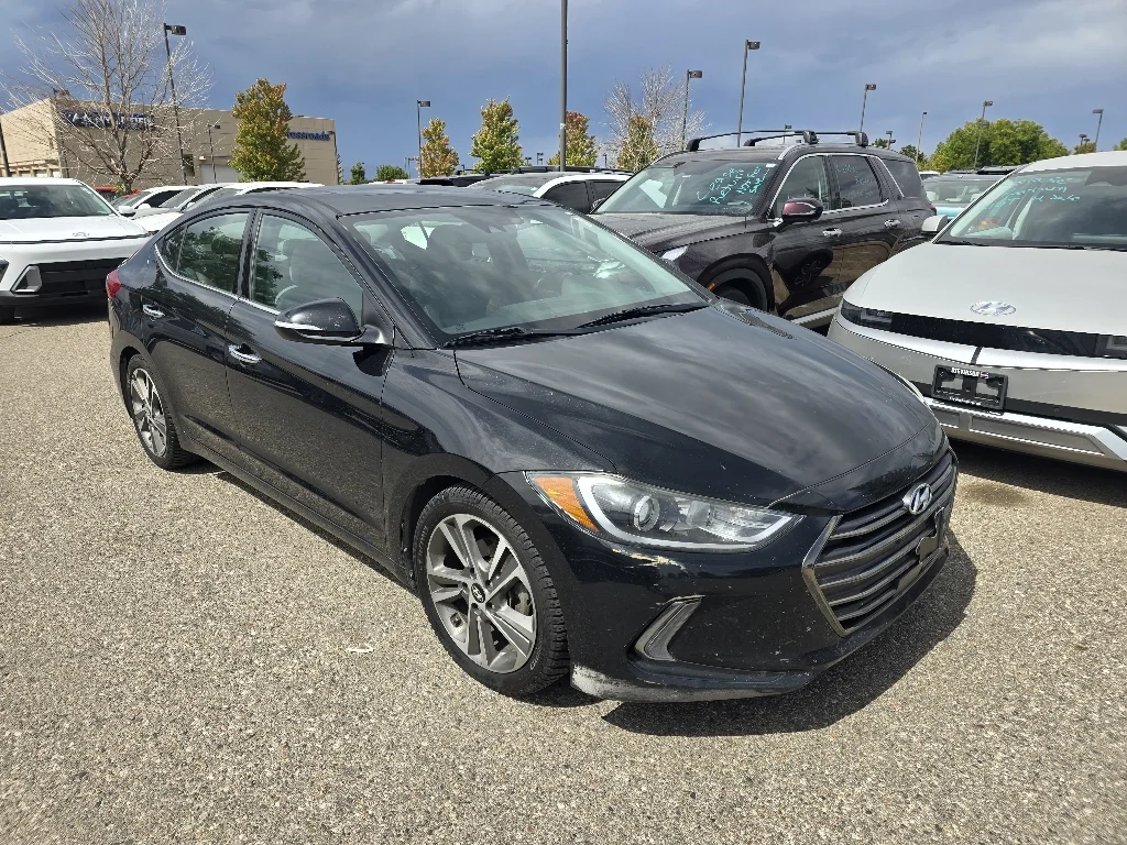 Used 2017 Phantom Black Hyundai Limited image 7