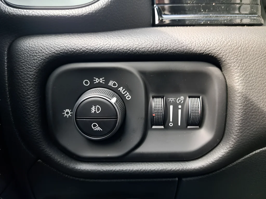 New 2026 Forged Blue Metallic Exterior Paint RAM Laramie image 23