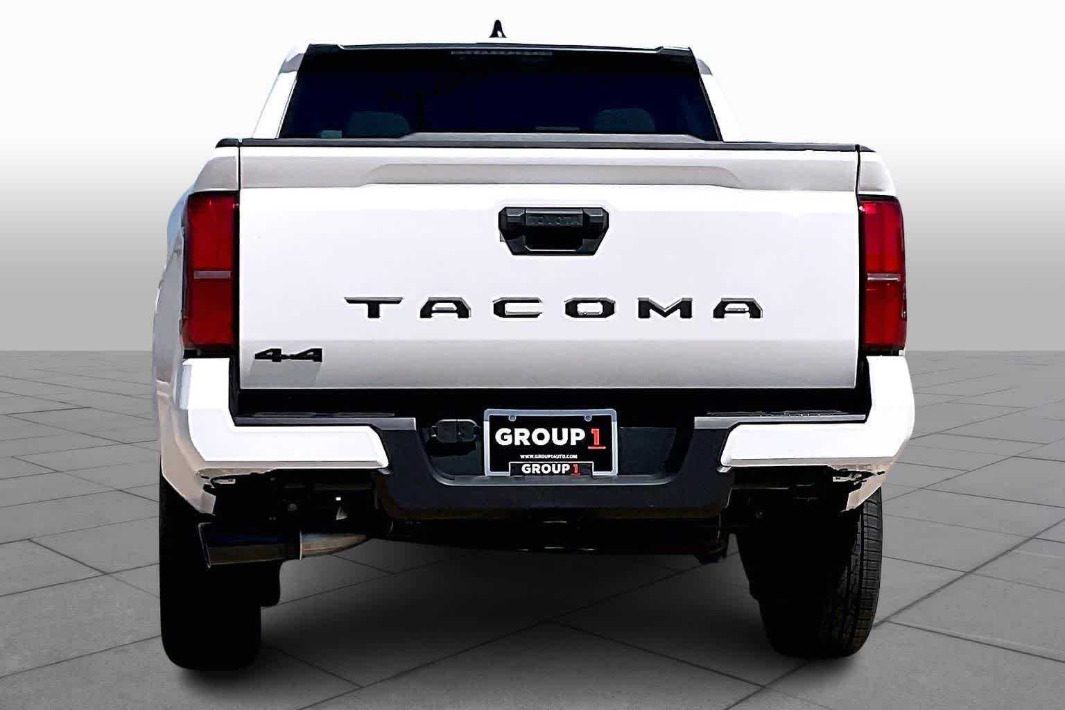 2026 Toyota Tacoma SR5 - Photo 4