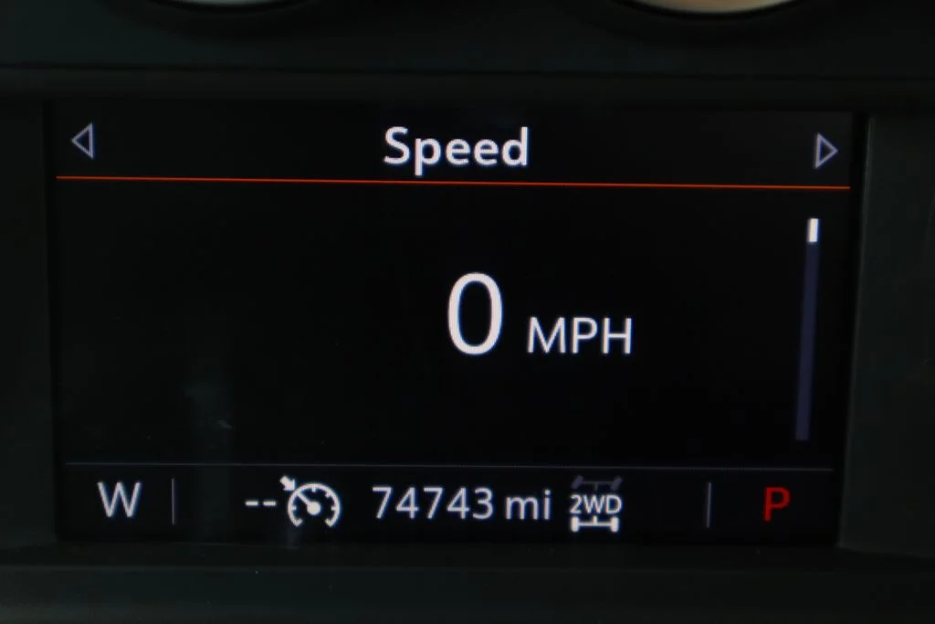 Used 2022 White Chevrolet LT image 15