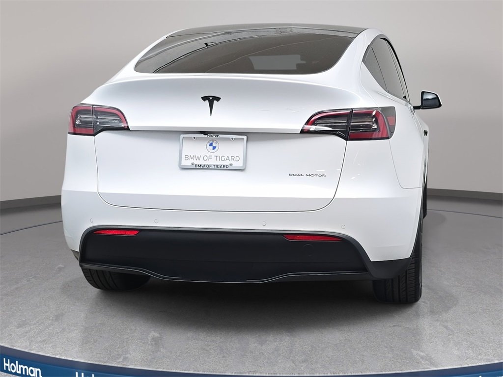 2022 Tesla Model Y Long Range photo 4