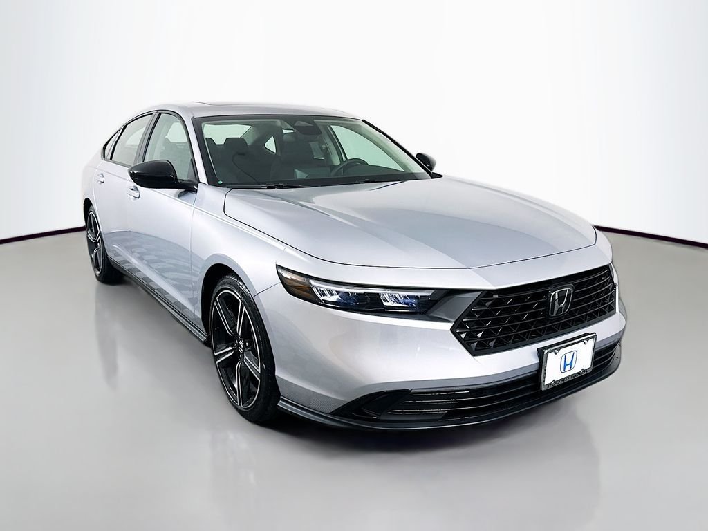New 2026 Solar Silver Metallic Honda SE image 3
